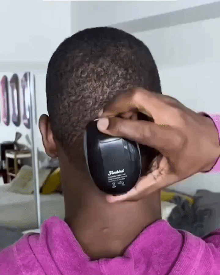 RASOIR ÉLECTRIQUE 5 EN 1 : L'Arme Secrète des Hommes Burkinabé pour une Peau Impeccable