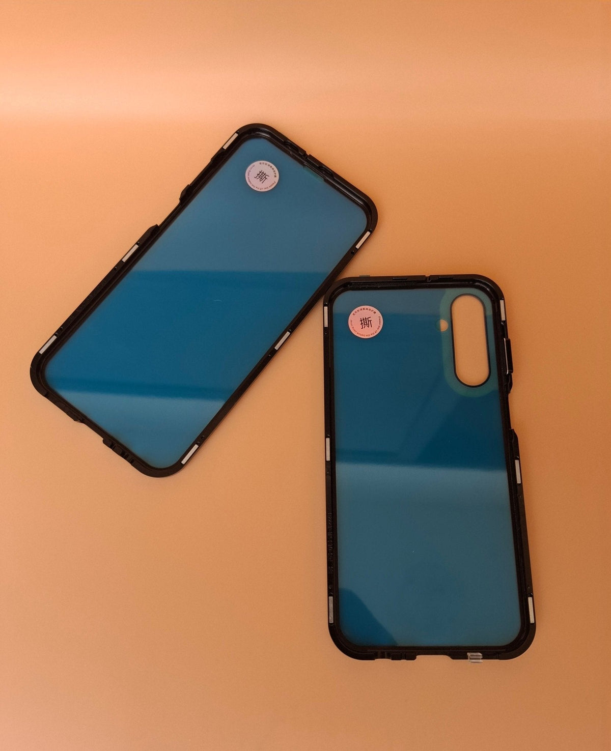 🔒 Blind’Case 360 – La Coque Qui Dit Non Aux Chocs et Oui à l’Élégance